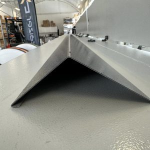 Takfotbeslag 22,5 gr shingel sort - pr.meter
